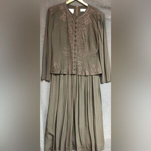 Vintage Karin  Stevens, 12 long brownish taupe long sleeve dress with embroidery